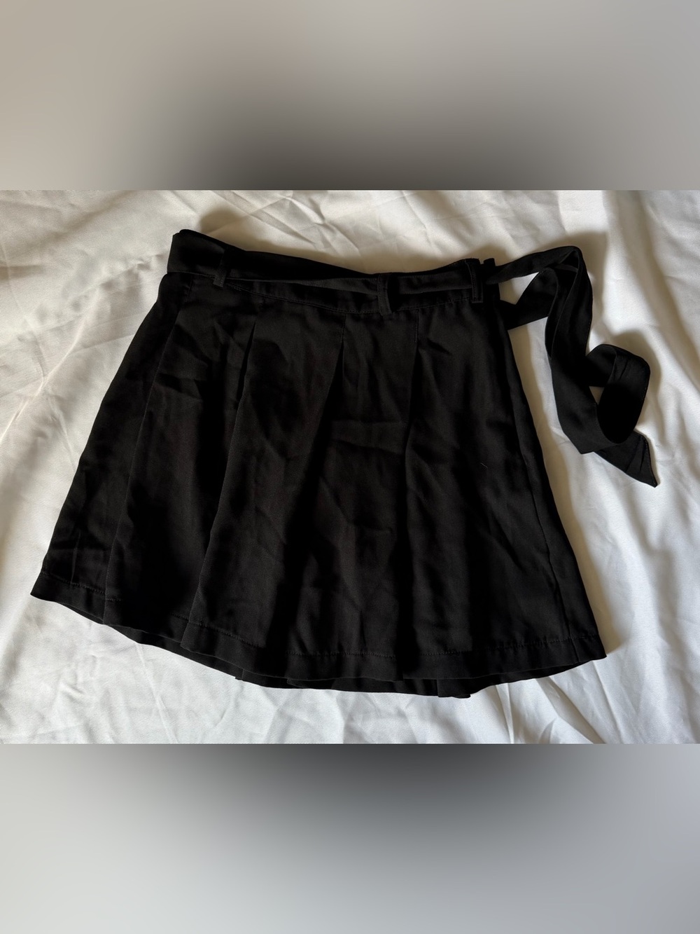 Abercrombie & Fitch Black Pleated Skirt with Waist Tie Detail